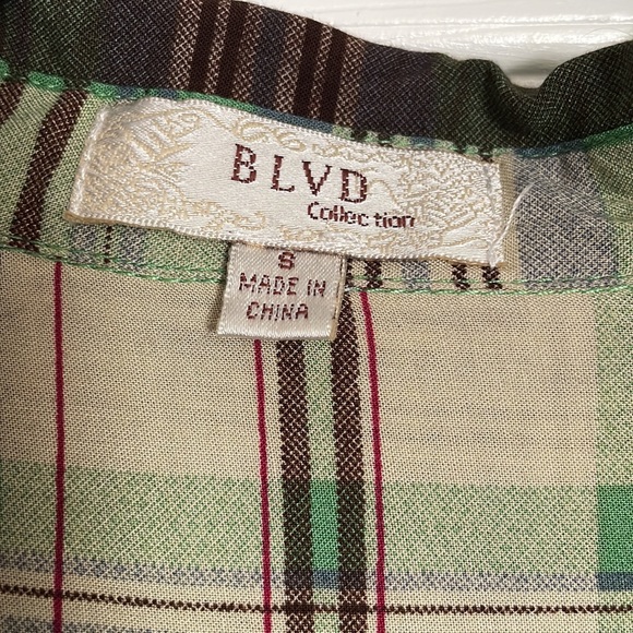 BLVD Flannel Size S - Picture 2 of 2